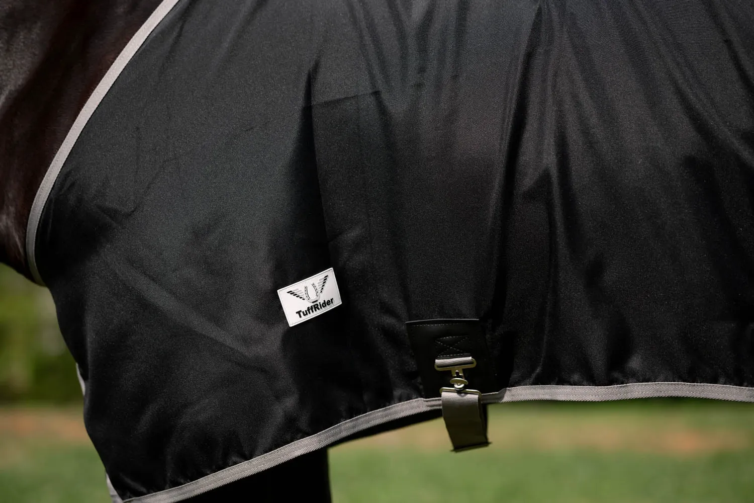 TuffRider Shelter Staldeken Black Grey 76 Dichte Voorkant