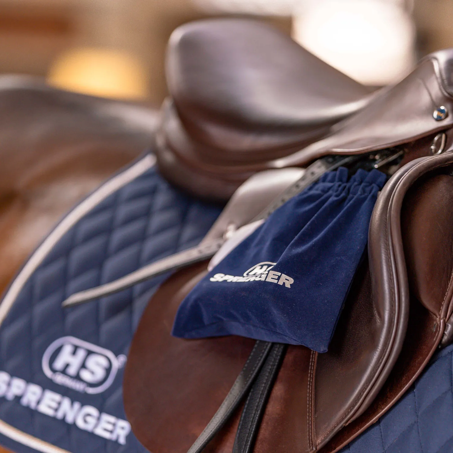 HS Sprenger stijgbeugelbeschermers fluweel donkerblauw
