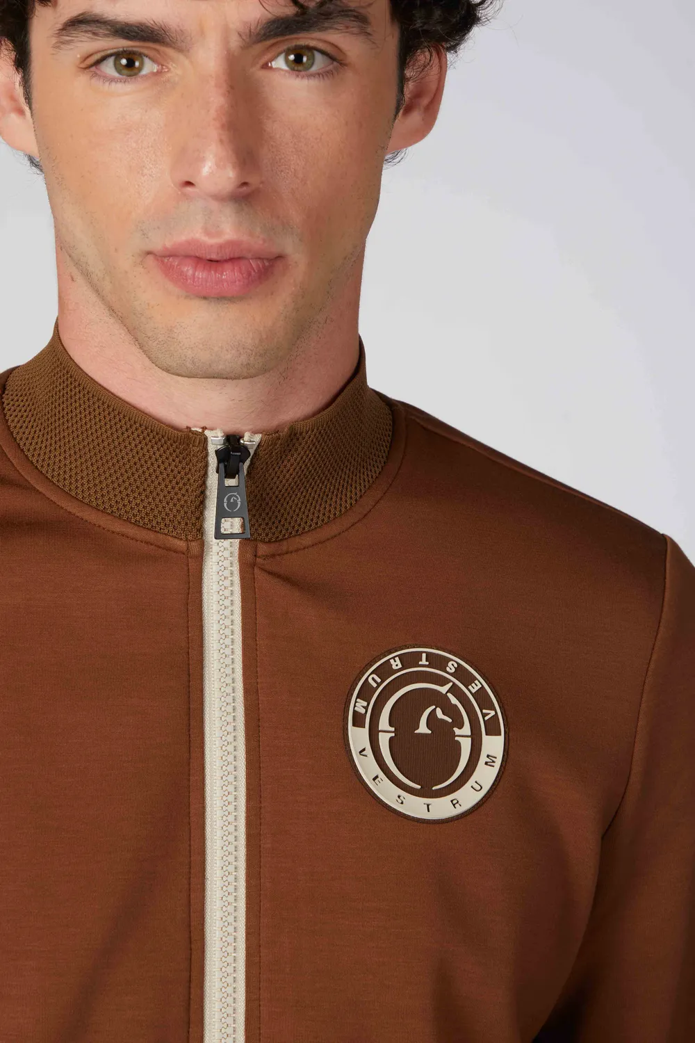 Vestrum Chiasso trui heren corten met rits