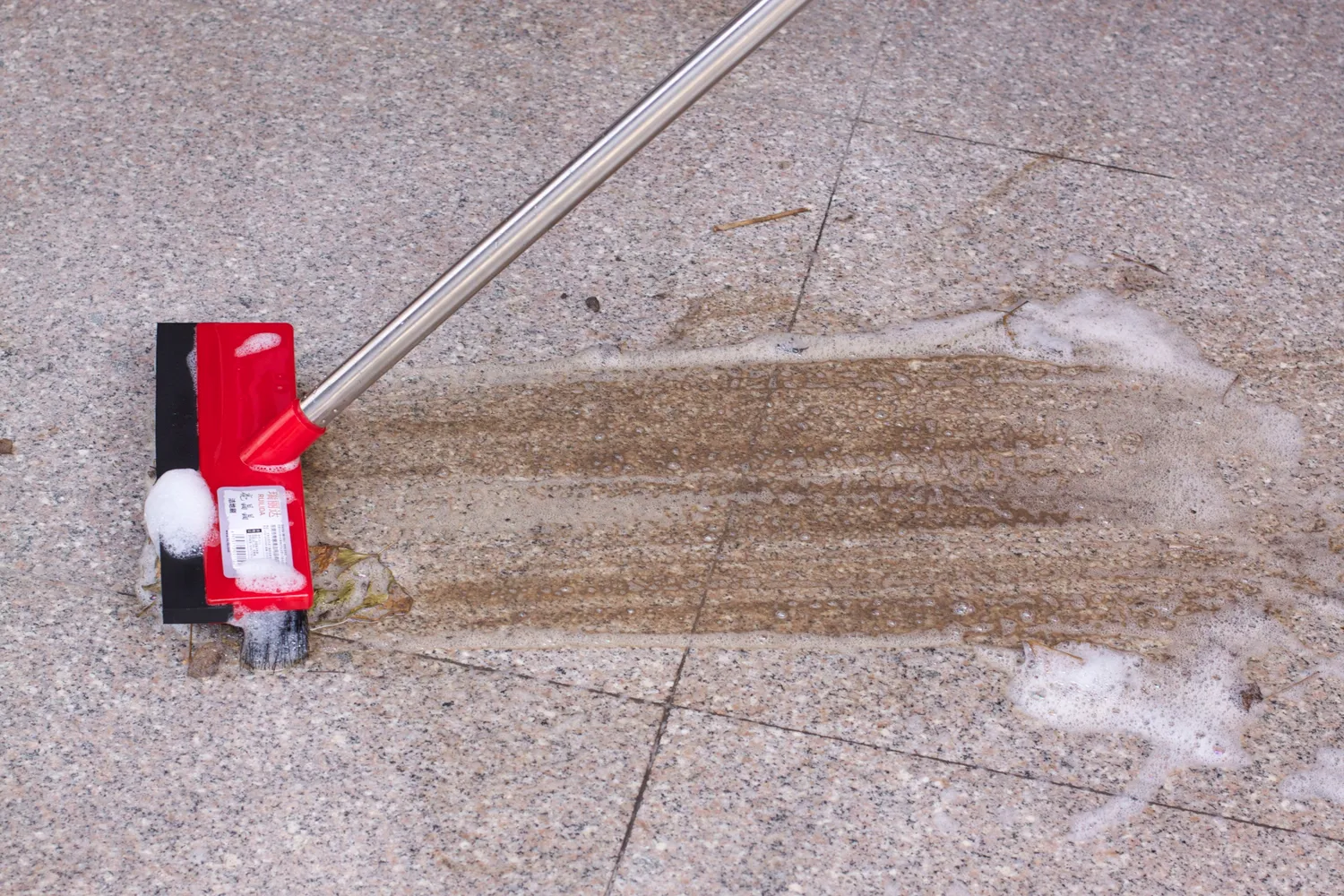 TuffRider Squeegee wasplaats bezem met trekker