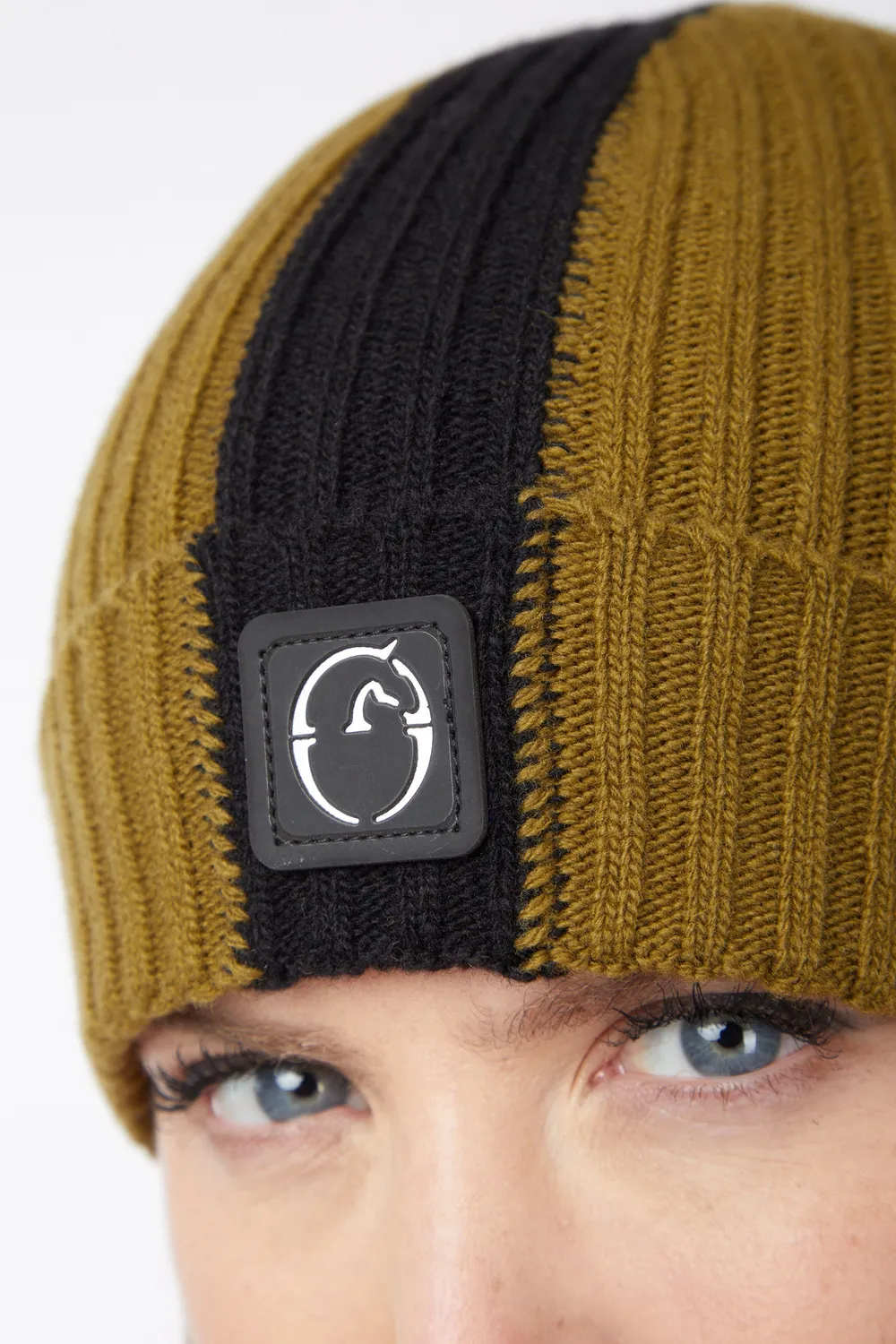 Vestrum Norimberga wintermuts wol unisex zwart