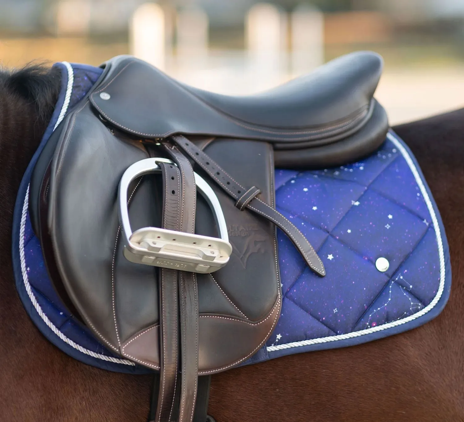 Dapplebay Constellation zadeldekje pony navy/multi antislip