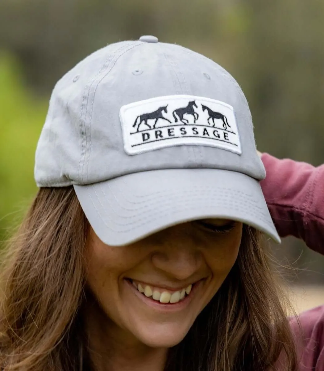 Dapplebay Dressage pet lichtgrijs one size dressuurlogo