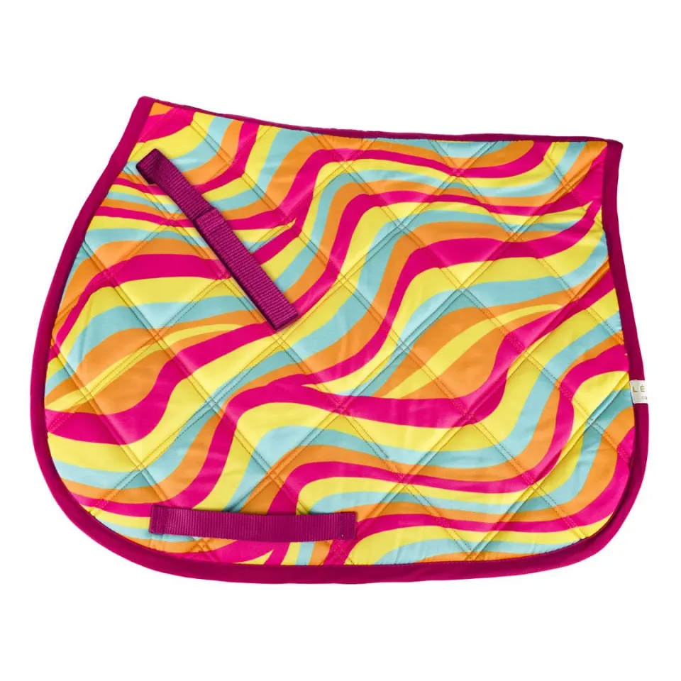 Lettia Groovy Print veelzijdig zadeldek quilted