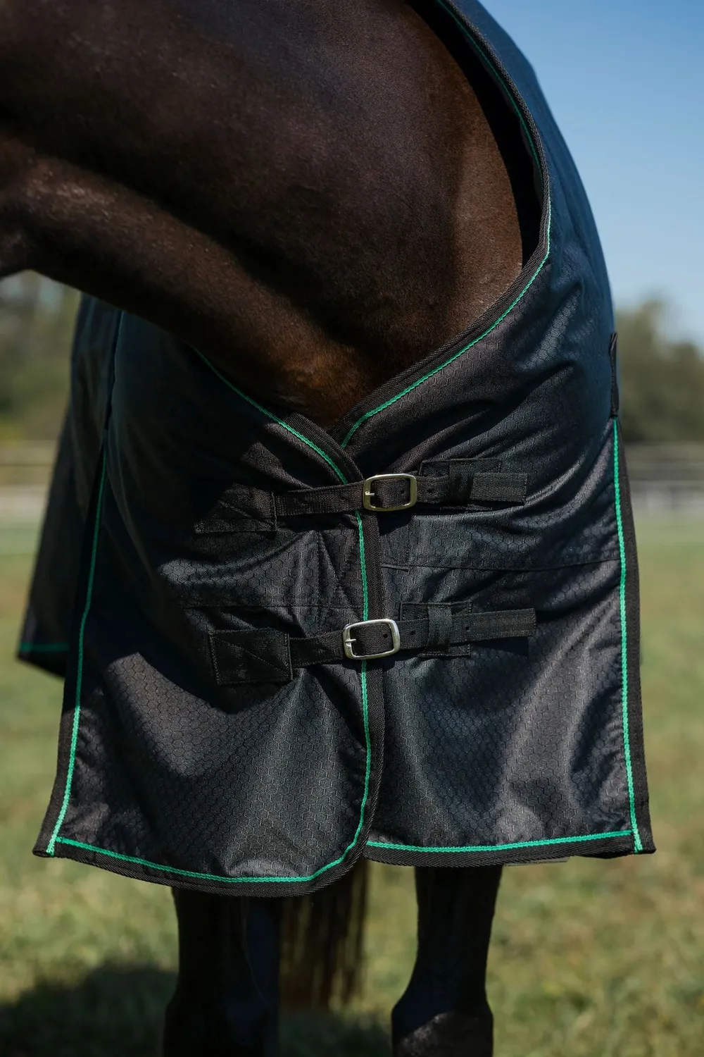 TuffRider Comfy winterdeken 200 gram zwart waterdicht